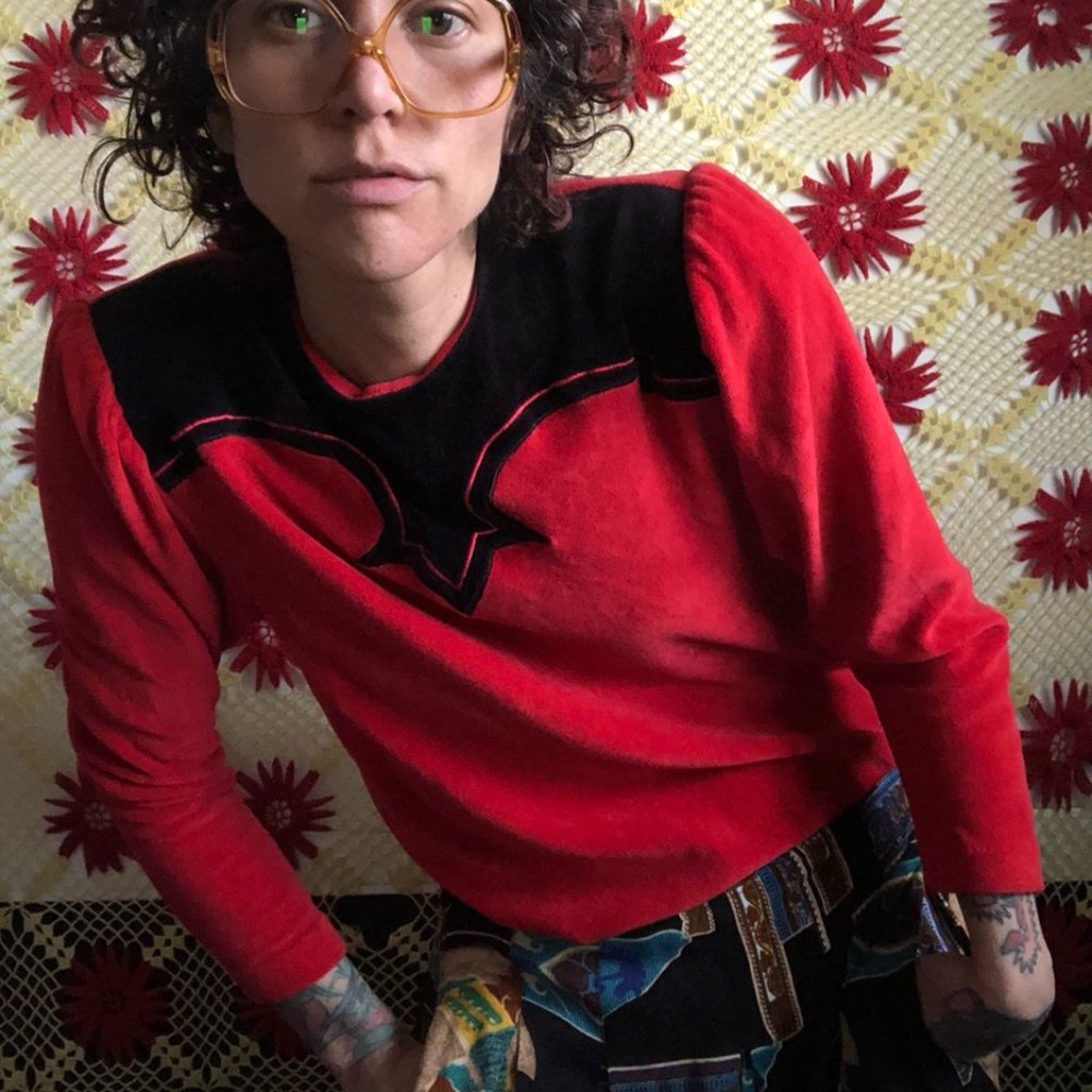 Vintage 80s Red and black Small Jumpers